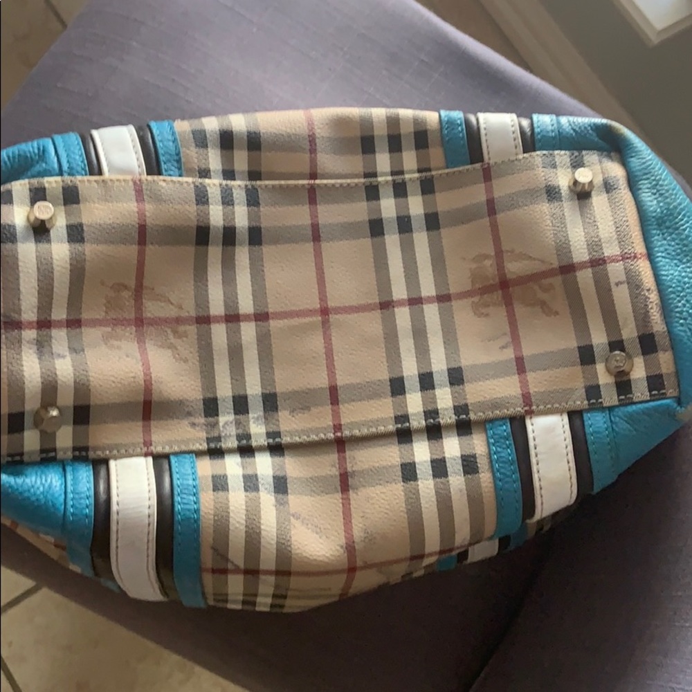 Burberry 100%Authentic bag - Picture 5 of 13